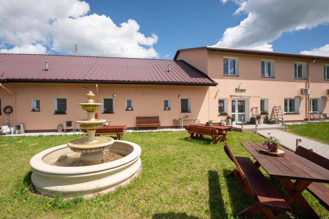 V Lukach Guest house